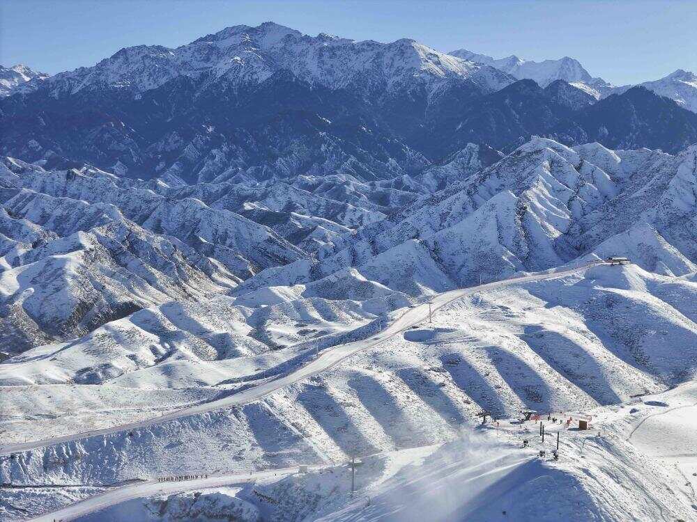 雪运动成就新疆文旅新名片开元ky棋牌新华全媒+冰(图11) 雪运动成就新疆文旅新名片开元ky棋牌新华全媒+冰(图11)