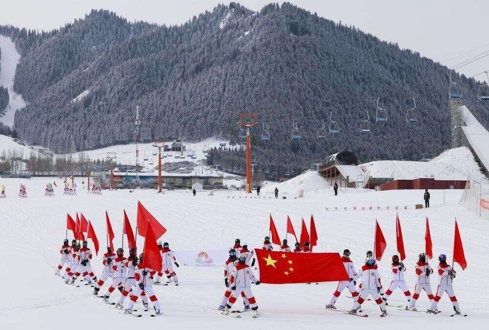 雪运动成就新疆文旅新名片开元ky棋牌新华全媒+冰(图13) 雪运动成就新疆文旅新名片开元ky棋牌新华全媒+冰(图13)