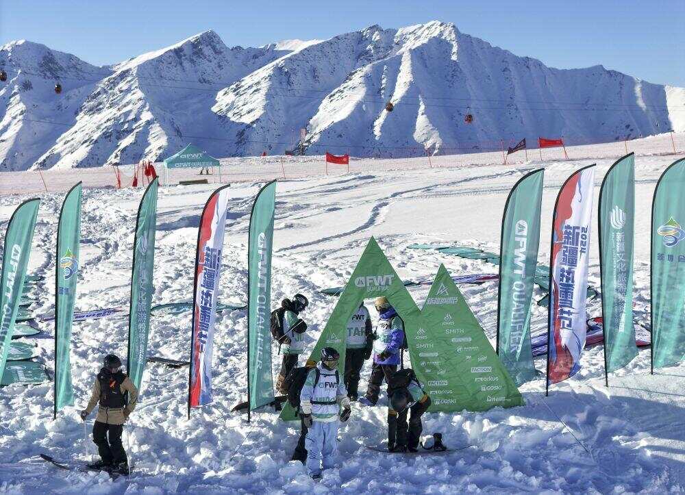 雪运动成就新疆文旅新名片开元ky棋牌新华全媒+冰(图12) 雪运动成就新疆文旅新名片开元ky棋牌新华全媒+冰(图12)