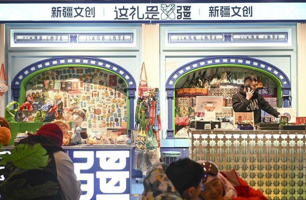 雪运动成就新疆文旅新名片开元ky棋牌新华全媒+冰(图18) 雪运动成就新疆文旅新名片开元ky棋牌新华全媒+冰(图18)